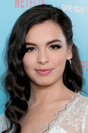  Isabella Gomez photo