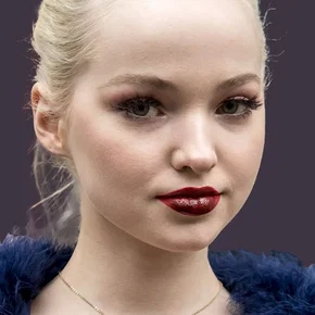 Photo star : Dove Cameron