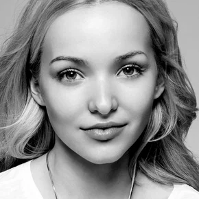 Photo star : Dove Cameron