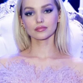 Photo star : Dove Cameron