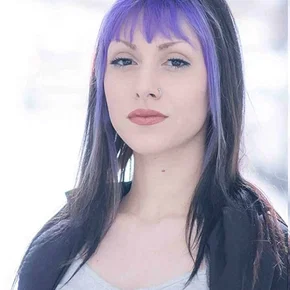 Photo star :  Lovina Yavari