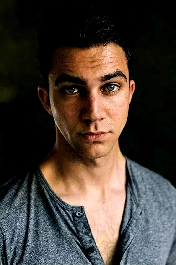  Luke Brandon Field