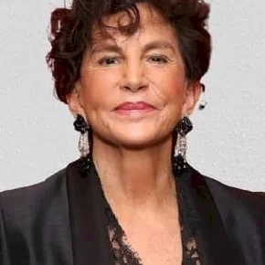 Photo star : Mercedes Ruehl