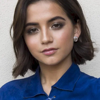  Isabela Merced