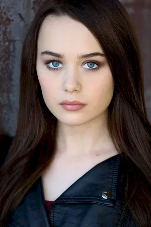 Lucy Loken photo