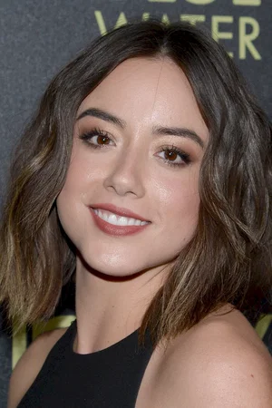 Chloe Bennet photo