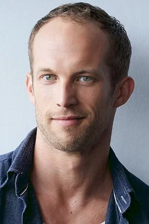  Ian Lake