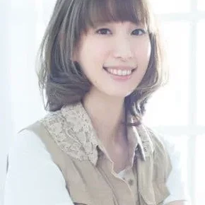 Photo star :  Ami Koshimizu