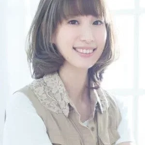  Ami Koshimizu