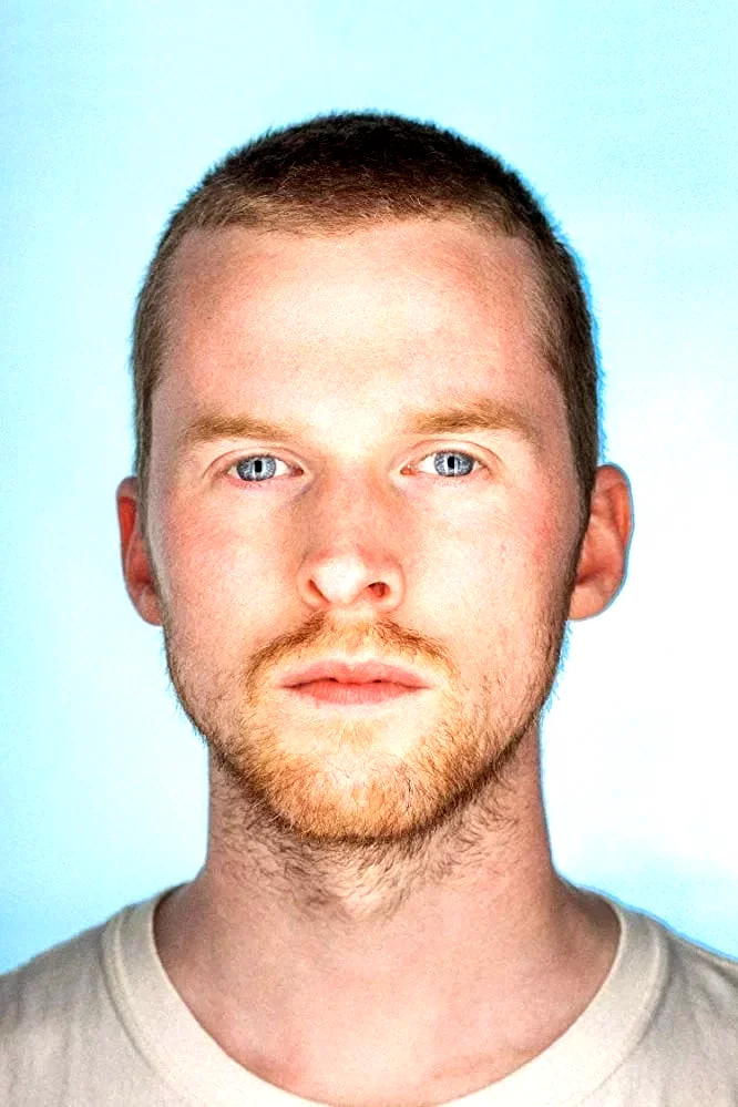  Logan Hawkes