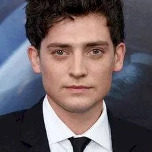 Aneurin Barnard