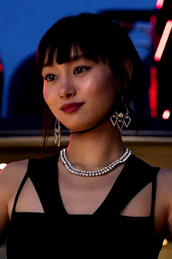 Shiori Kutsuna