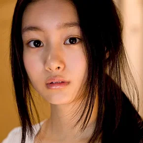 Photo star :  Shiori Kutsuna