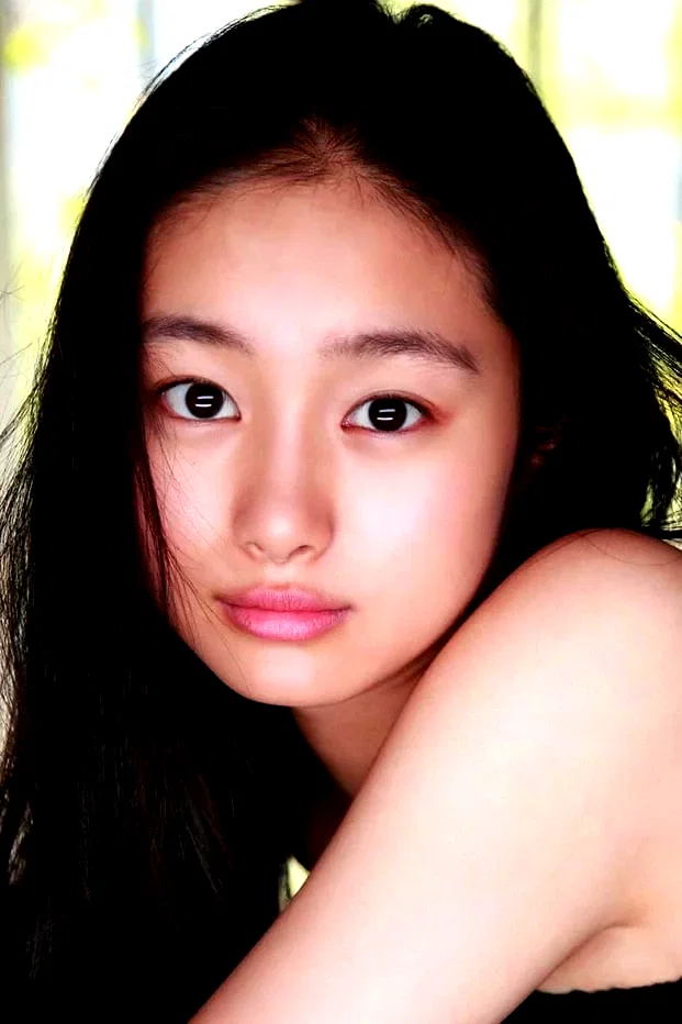  Shiori Kutsuna