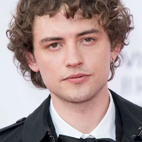 Photo star : Josh Whitehouse