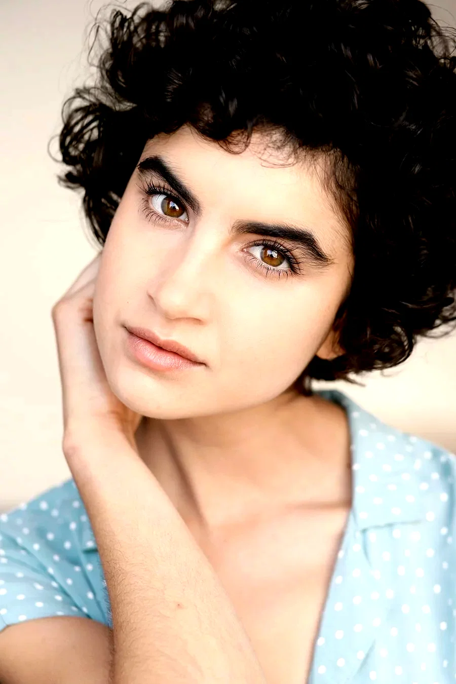  Sarah Yarkin