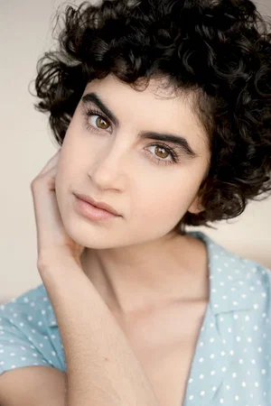  Sarah Yarkin