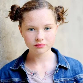Photo star :  Zoe Colletti