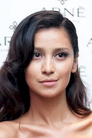 Ravshana Kurkova photo