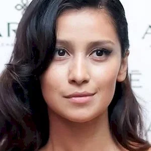  Ravshana Kurkova