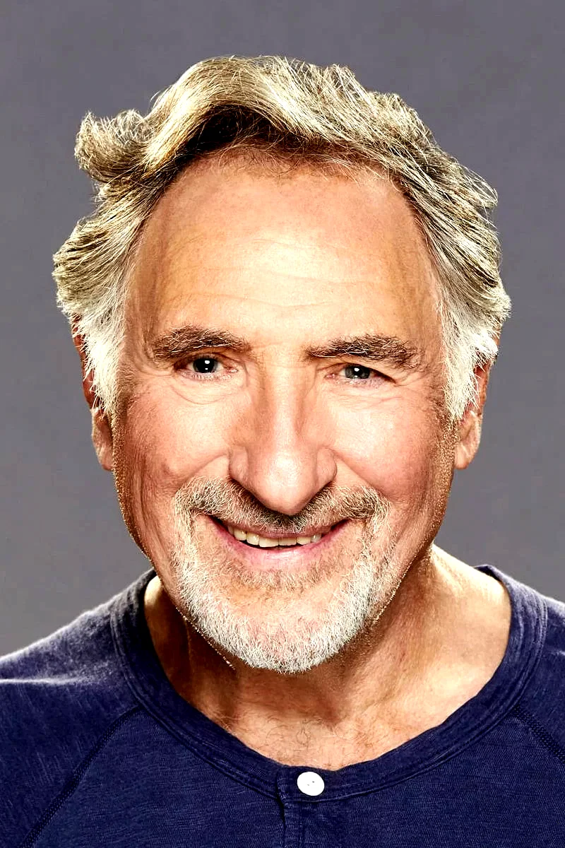  Judd Hirsch