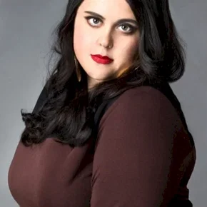 Photo star :  Sharon Rooney