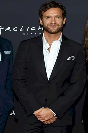  David Raymond photo