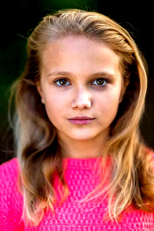  Tori Ellen Ross
