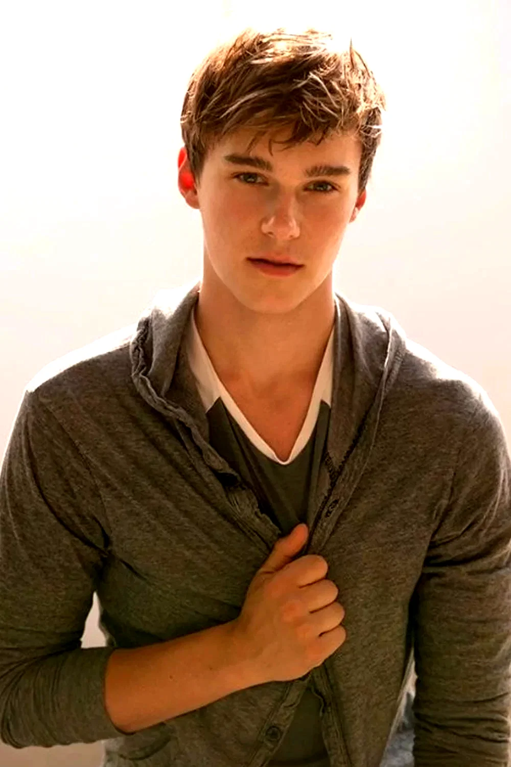  Mitchell Hope