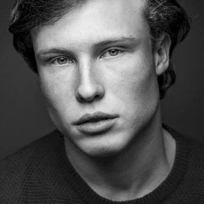 Photo star : Francis Chapman