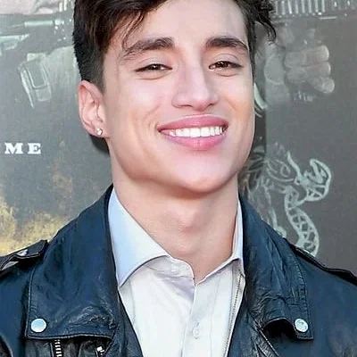  Elijah Rodriguez