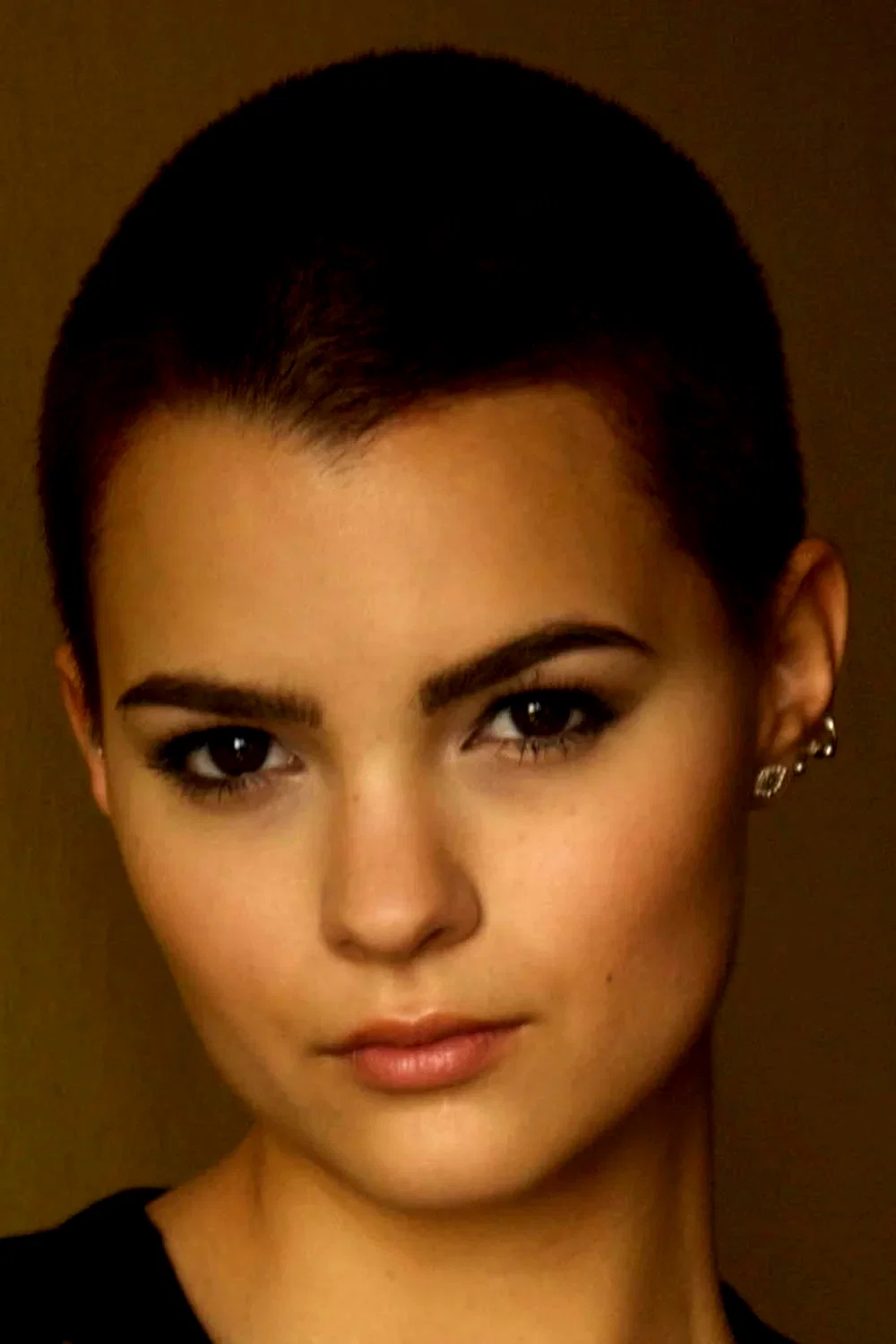  Brianna Hildebrand