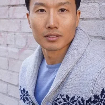  Holden Wong