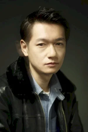  Arata Iura photo