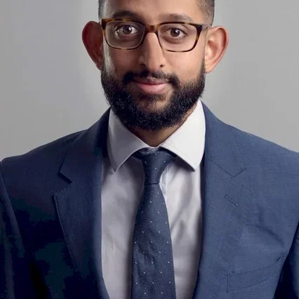  Ravi Naik