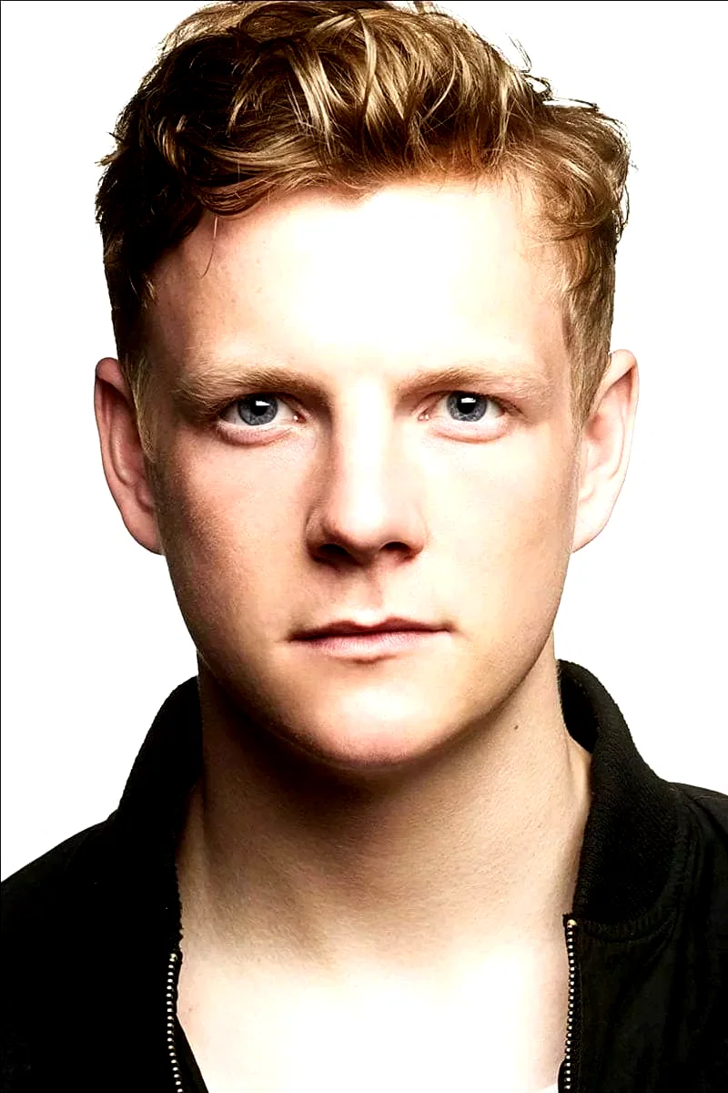  Patrick Gibson