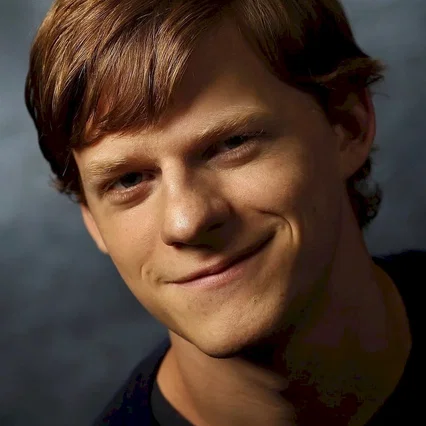 Lucas  Hedges