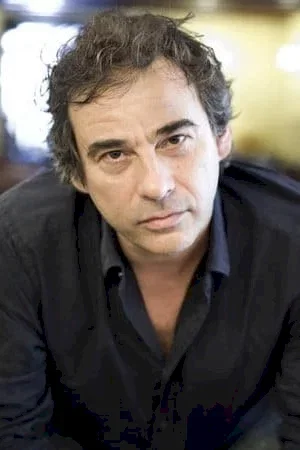 Eduard Fernandez photo