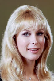  Barbara Eden