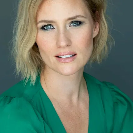  Kelly Hope Taylor