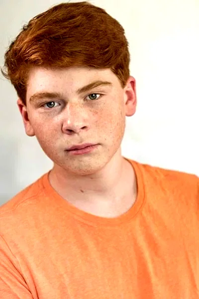  Carson Holmes