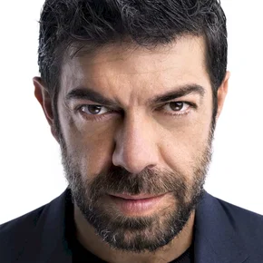 Photo star : Pierfrancesco Favino