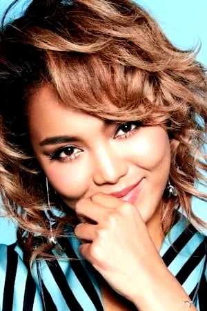  Crystal Kay