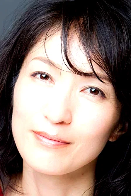  Akiko Iwase