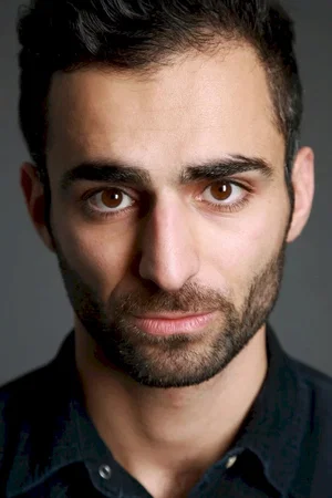  Hadi Khanjanpour photo