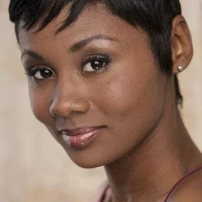 Photo star :  Emayatzy Corinealdi