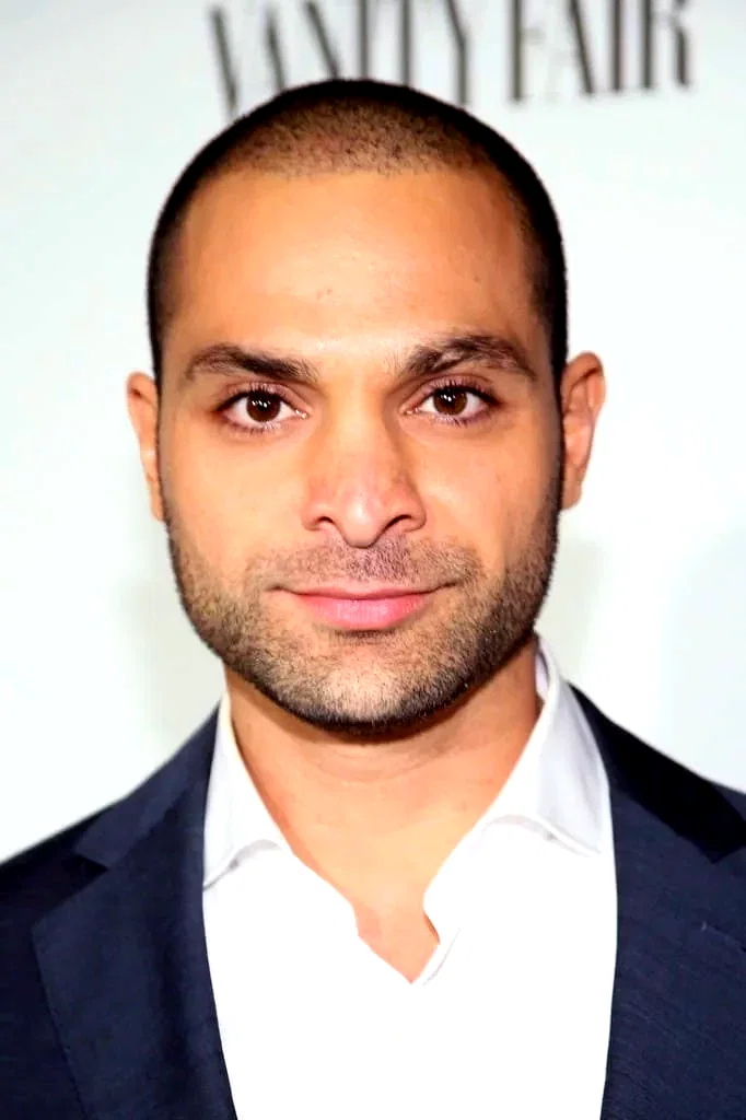 Michael Mando