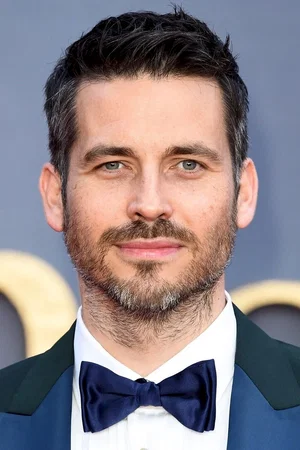 Rob James-Collier photo