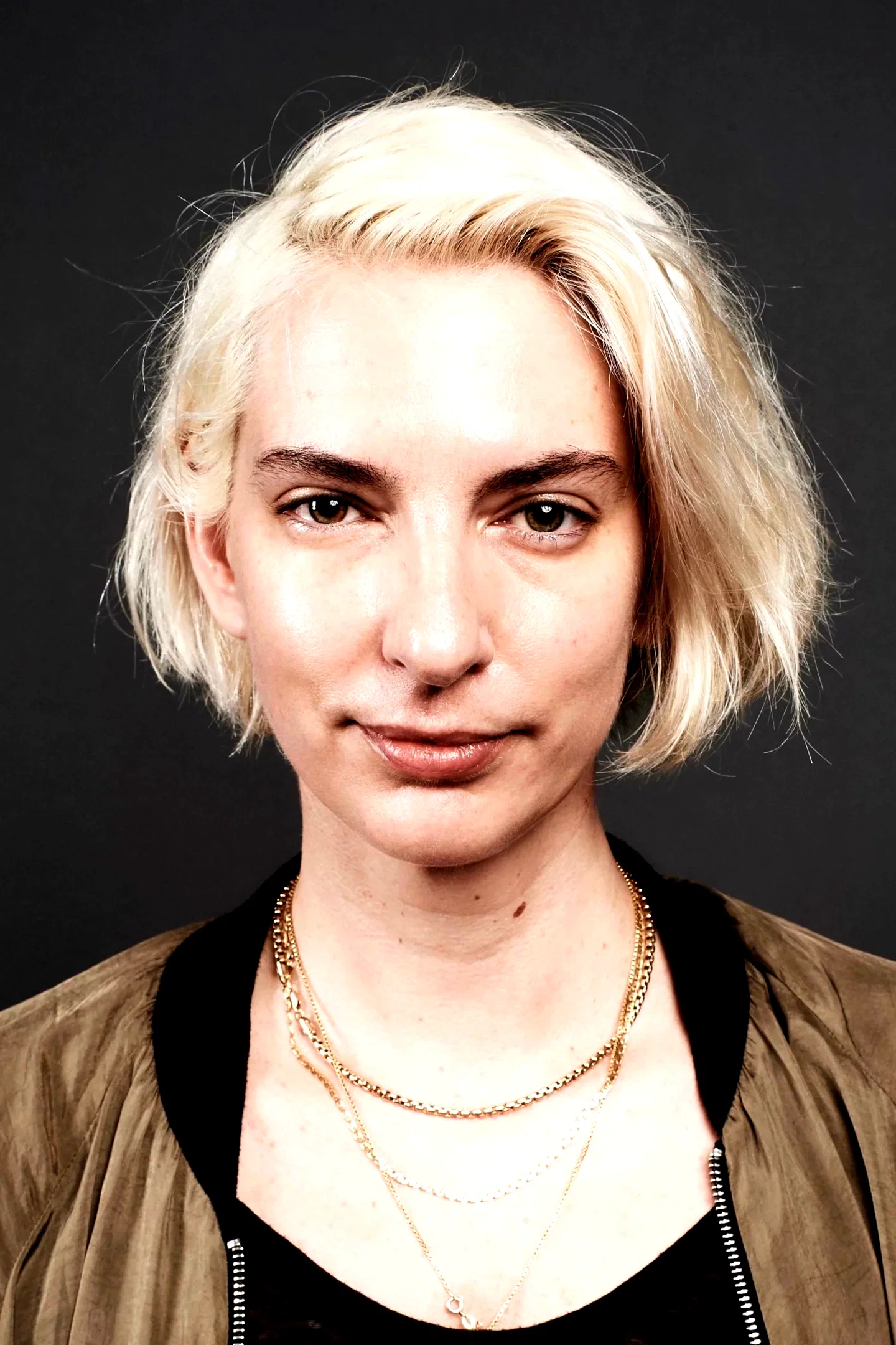  Sarah Daggar-Nickson