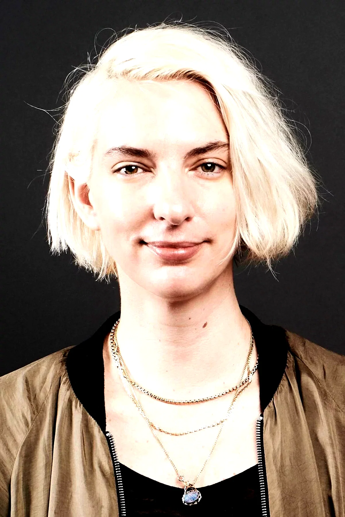  Sarah Daggar-Nickson